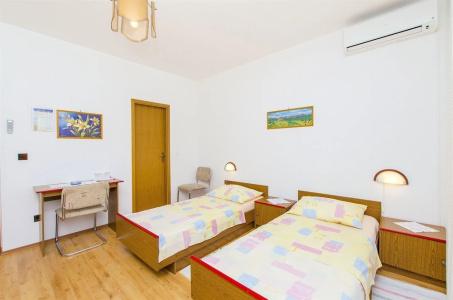 and Rooms Iva - 30