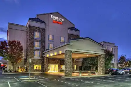 Fairfield Inn & Suites by Marriott - 0