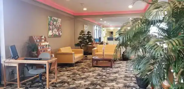 Homestyle Inn and Suites - 10