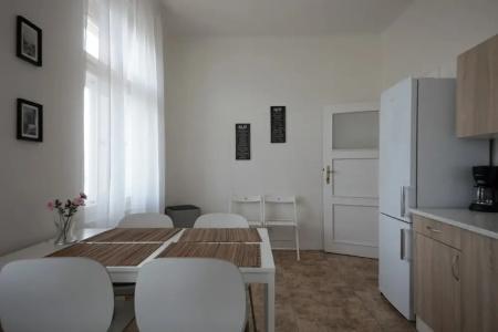 Angel City Aparthotel - 101