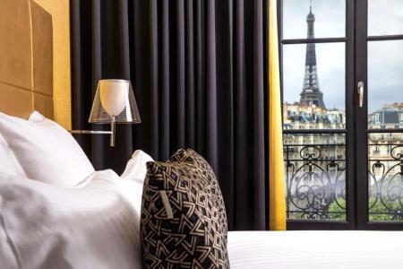 First Paris Tour Eiffel - 84
