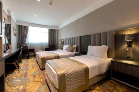 Ramada by Wyndham Gemli̇k - 23
