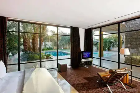 Palais Namaskar - 6