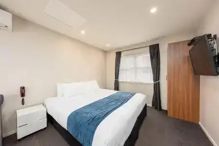 315 Riccarton - 116