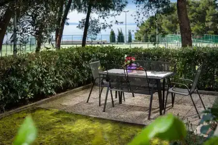 The Residence - 151
