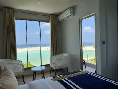 Avyanna Gulhi Beach - 6