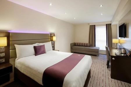 Premier Inn Hendon - The Hyde - 3