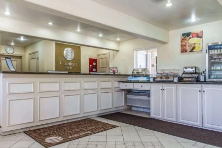 Stanford Motor Inn - 13