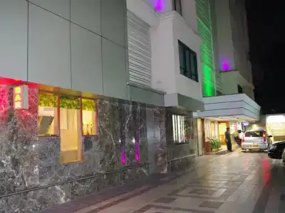 The Emerald & Executive - 8