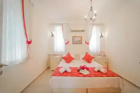 Alacati Marina Palace - 37