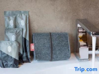 Yan (SG Clean, Staycation Approved) - 63