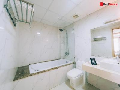 Reddoorz Plus Near Cau Giay Park - 73