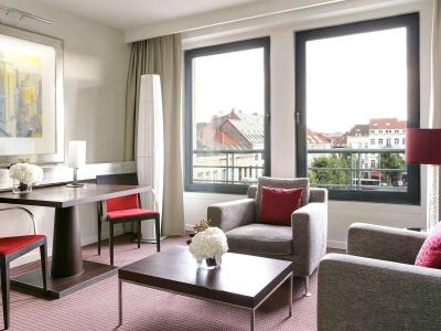 Sofitel Brussels Europe - 8