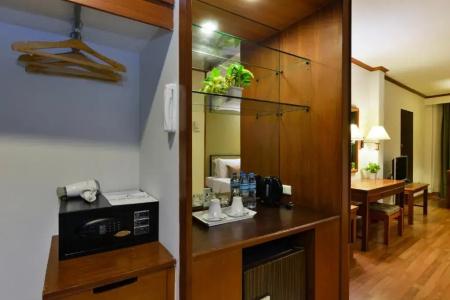 Arawana Regency Park Sukhumvit - 64