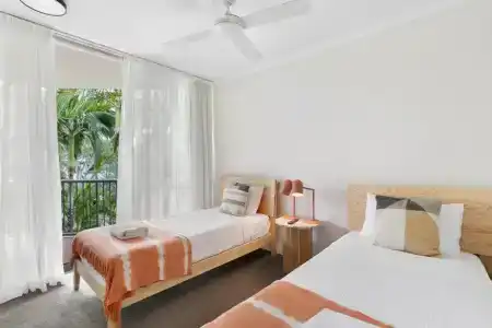 Noosa Tropicana - 164