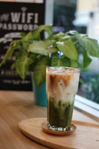 Oyo 753 Atnest Hostel - 9