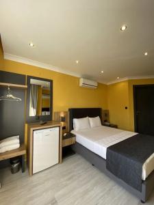 Roy Otel Akçay - 87