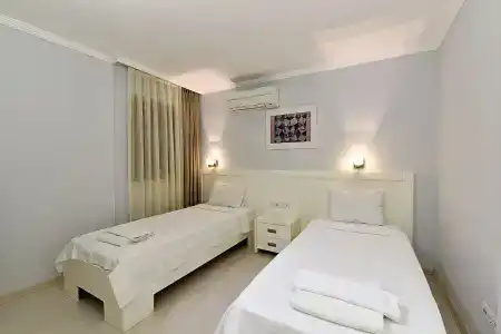 Royal Palm Residence - 2