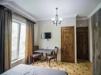 Квариати - 18