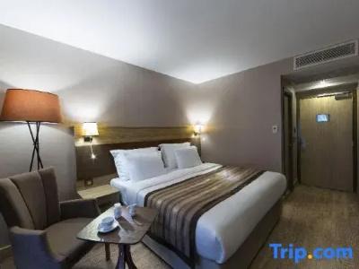 Kyriad Direct Epinal - 27