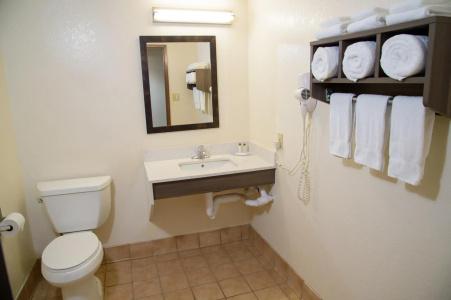 Pigeon River Inn - 8