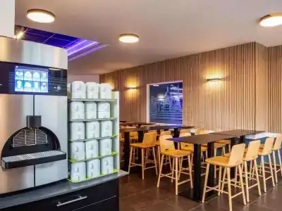 ibis budget Paris Porte De Montmartre - 18