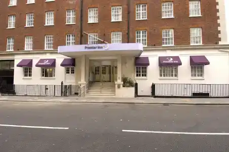 Premier Inn Victoria - 24