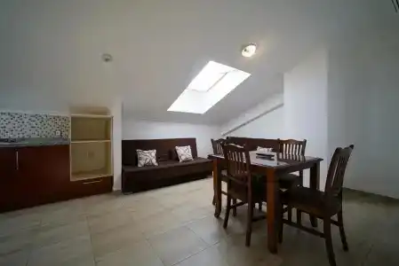Datça Işık Apart - 90