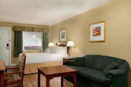 Days Inn by Wyndham - 38
