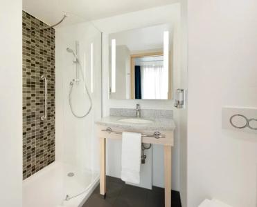 Hampton By Hilton London Docklands - 22