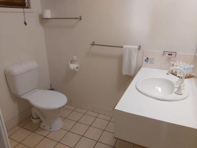 Cosmopolitan & Serviced Apartments - 57