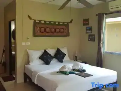 Lanta Castaway Beach Resort - 33