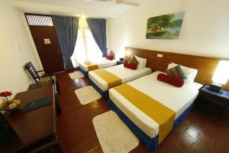Catamaran Beach - 1