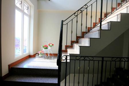 Royale 8 Ville Guest House - 15