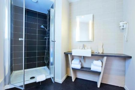 Kyriad Prestige Vannes Centre-Palais des Arts - 73