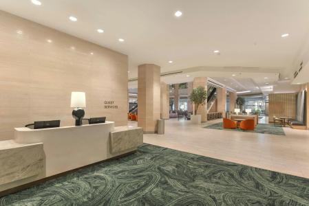 Hilton Anaheim - 34