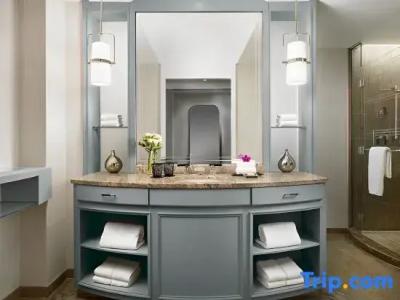 Mandarin Oriental Boston - 36