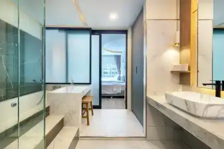 Qiu Sukhumvit - 159