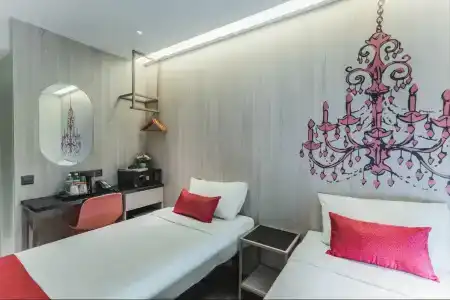81 Princess - SG Clean - 39