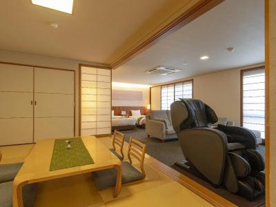 Shimoda Central - 20