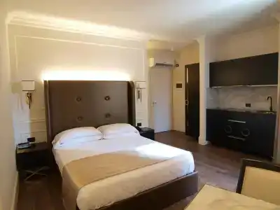 Milano & Spa***s - 1