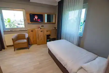 Sandal Otel - 31