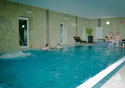 Veronika - 3
