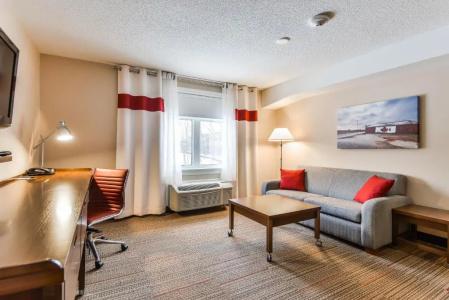 Four Points by Sheraton - 75