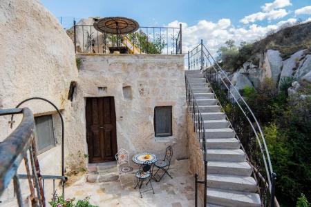 Gamirasu Cave - 103