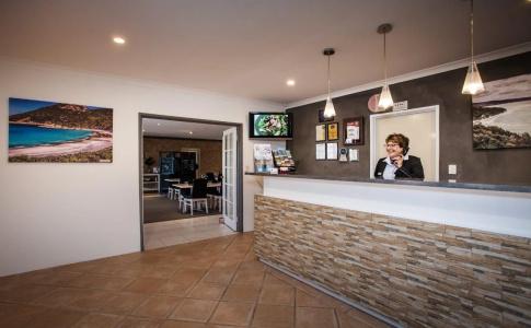 Quality Suites Banksia Gardens- Apartment - 26
