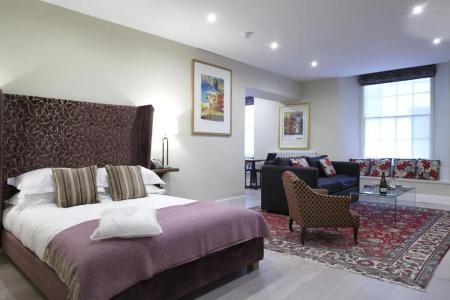 24 Royal Terrace - 90