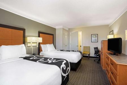La Quinta Inn by Wyndham Tucson East - 44