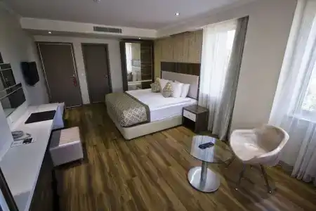 Edis Premier - 26