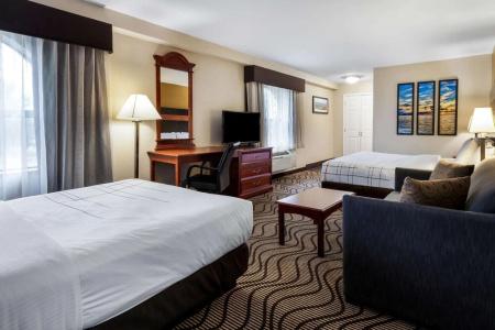 La Quinta Inn by Wyndham near Cedar Point - 51